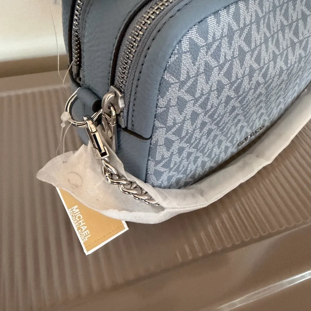 Michael Kors Light Blue MK Logo Purse - Picture 5 of 5